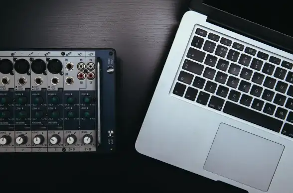 想唱就唱却找不到伴奏？泡泡音乐K歌神器，你的私人音乐点唱机！