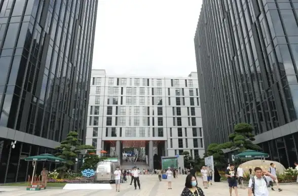 云服务 IT架构 什么是云计算基础设施？