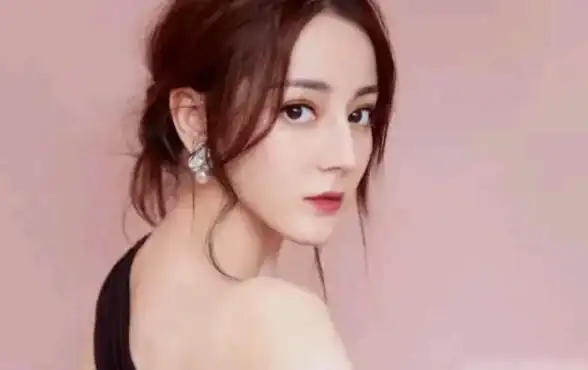 恋爱💖趣味 热门推荐2025超火爆可以亲吻的游戏大全