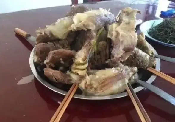 🔥游戏干货🔥攻略秘籍🔥解锁《七日世界》庖丁小刀最佳刷取地点与时间揭秘！