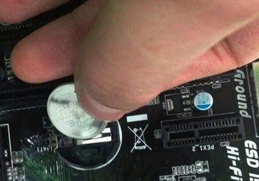 电脑故障💻开机异常排查：电脑无法开机怎么办？可能的原因与解决思路
