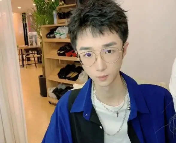 和平精英紫色名字进游戏的具体方法与技巧解析