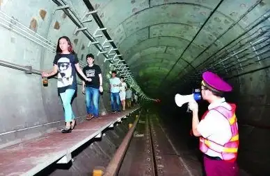 生存必备🔥装备推荐 地铁逃生六级装备购买全攻略