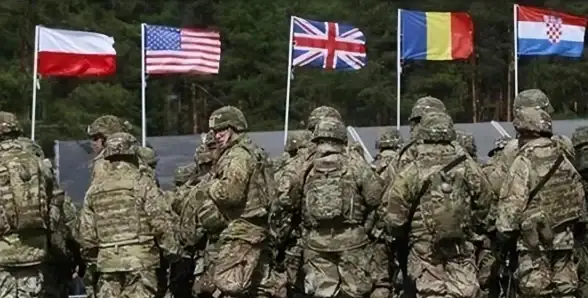 攻略🔥高效支援兵装备推荐，打造终极人间地狱战力