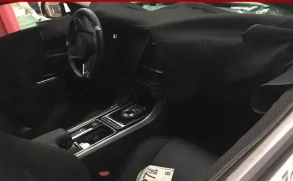 游戏辅助工具千千万，为何不试试低调高效的xe炸图辅助器框架？
